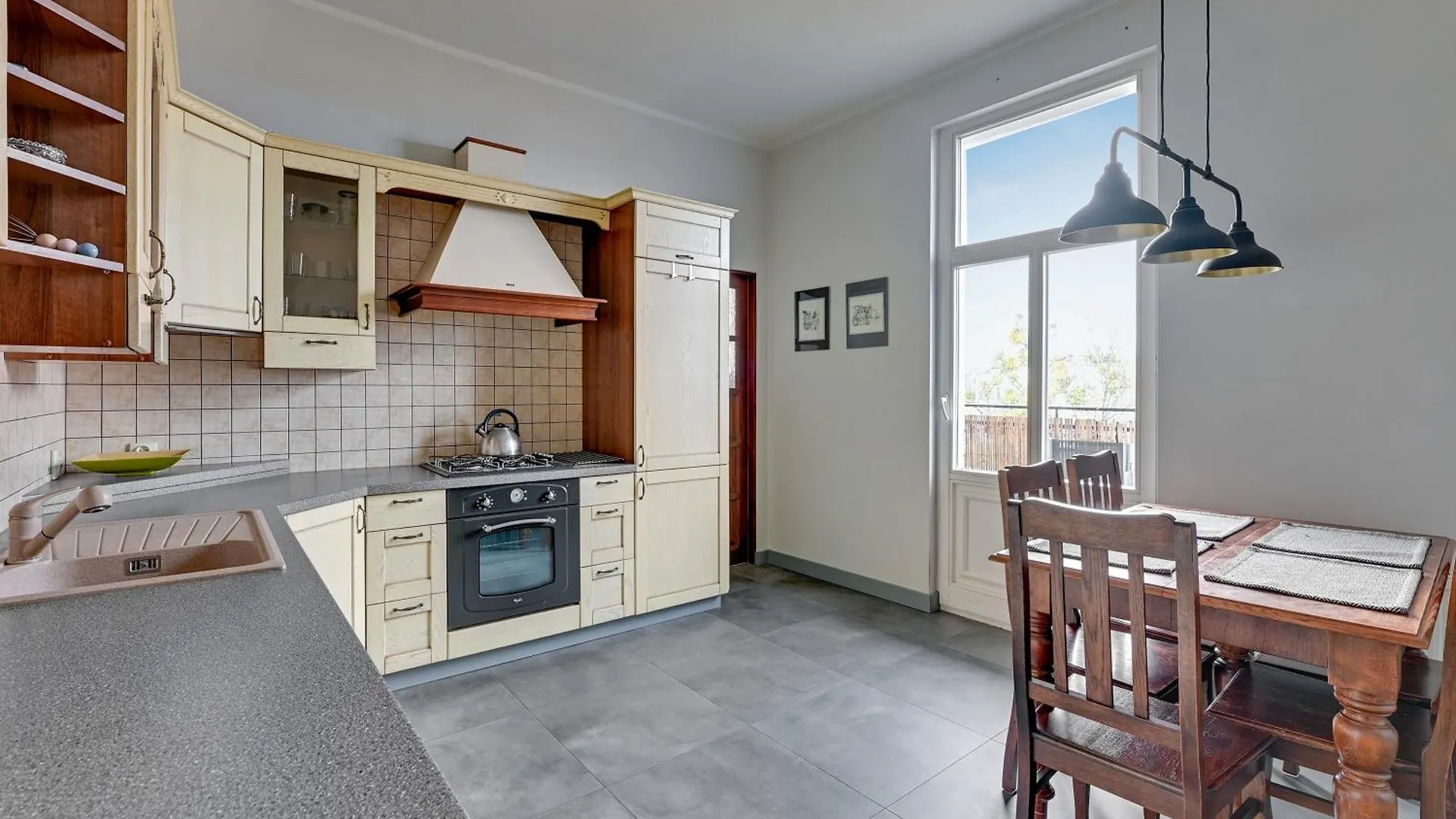 Seaview Octopus Apartment Sopot Poland